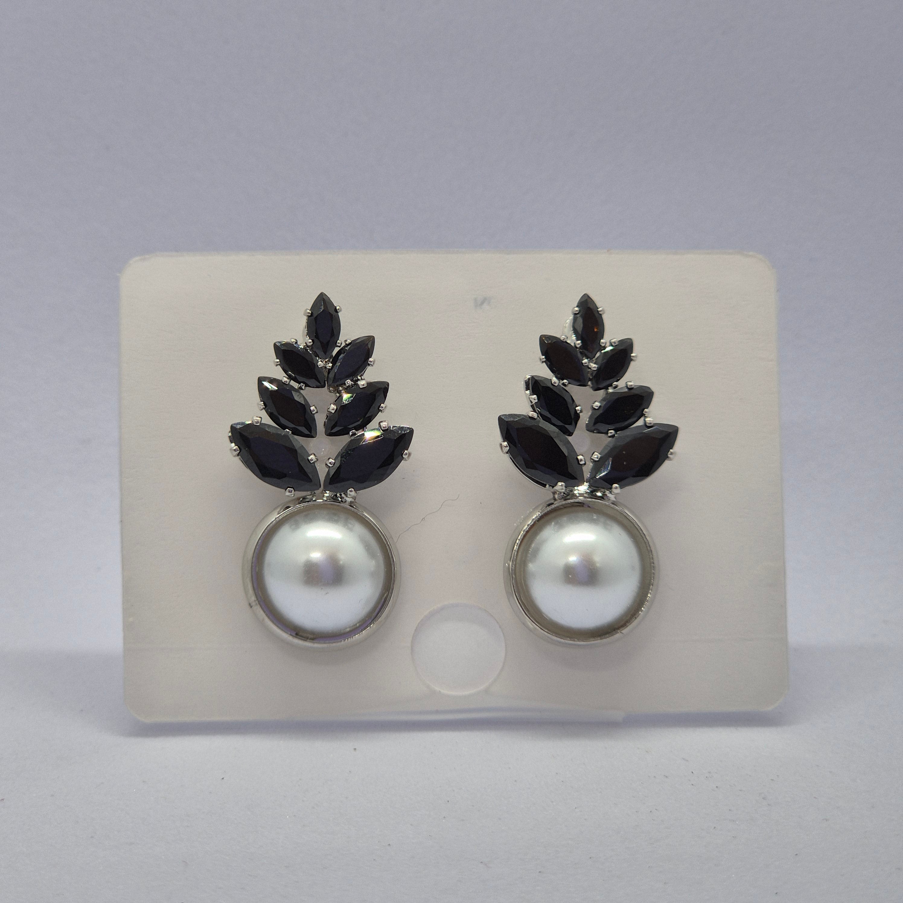 Elegant Pink Crystal Leaf Pearl Drop Earrings for Women